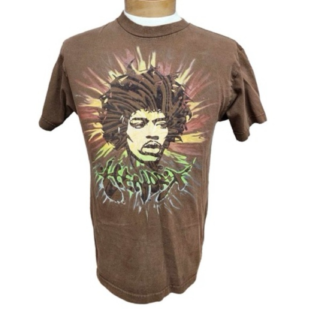 💚 3/$15 Brown Short Sleeve Tee with Vibrant Graphic Design Hendrix - Picture 1 of 3